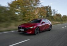 Αυτό είναι το ανανεωμένο Mazda 3!