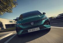 Εντυπωσιακό και με 8 χρόνια εγγύηση το νέο Peugeot 308!
