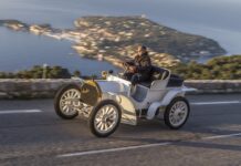 Πότε κατασκευάστηκε η πρώτη Mercedes-Benz;
