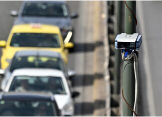 Τι γράφουν τα SMS για παραβάσεις του ΚΟΚ από τις «έξυπνες» κάμερες;