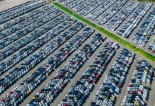 Ποια χώρα είναι τροχοπέδη στις πωλήσεις ηλεκτρικών αυτοκινήτων;