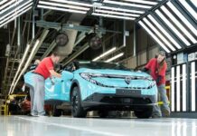 Η νέα γενιά του Nissan Leaf ζωντανεύει το όραμα EV36Zero στο Sunderland!