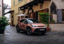 Αυτό είναι το υβριδικό Toyota Aygo X – Πόσο κοστίζει;