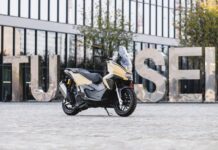 Κατέφθασε στην Ελλάδα το ADV σκούτερ Rockville 125 της UM Motorcycles