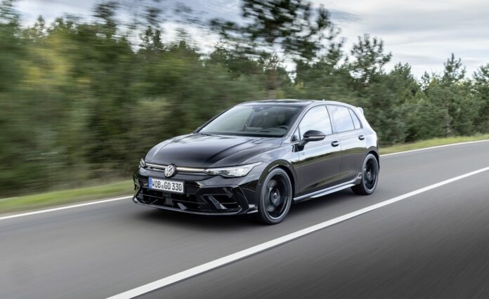 Volkswagen Golf R Black Edition