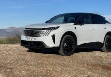 Δοκιμάζουμε το Peugeot 3008 Hybrid GT e-DCS6 με 145 ίππους!