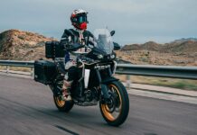 Σε δελαστική τιμή η νέα Kove 800X Touring