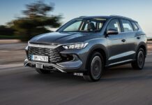 Οδηγούμε στην Αθηναϊκή Ριβιέρα το BYD Sealion 5 DM-i με 212 ίππους!