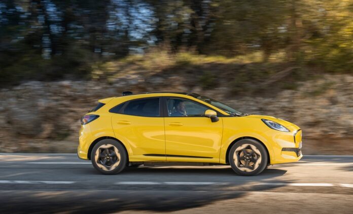 FORD PUMA GEN-E_02 (1)