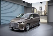 H Mercedes Benz VLE συνδυάζει την άνεση και την οδική ποιότητα μιας λιμουζίνας