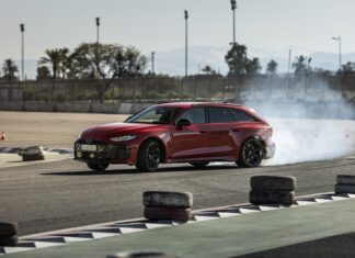 Το νέο Audi RS 5 με 639 ίππους δοκιμάζεται στο Μαρόκο!