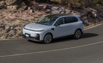 Οδηγούμε στη Ρώμη το Leapmotor Hybrid EV με 218 ίππους!