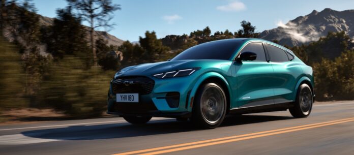 MUSTANG_MACH_E_GT_ADRIATIC_BLUE_GREEN_5