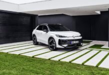 To VW T-Roc ανεβάζει τον πήχη στην κατηγορία των compact SUV