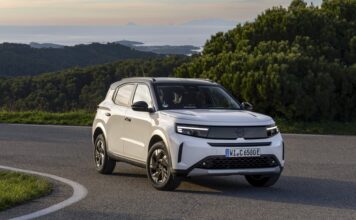 Στα σκαριά ένα ηλεκτρικό C-SUV από Stellantis και Leapmotor!