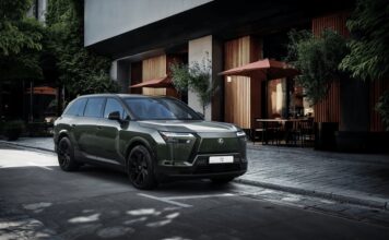 Lexus TZ: Ένα ηλεκτρικό 6θέσιο με 408 ίππους!