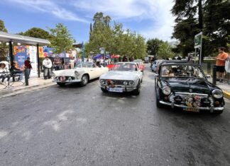 ΦΙΛΠΑ: Αντίκες και Λουλούδια στην Κηφισιά!