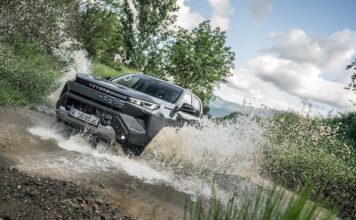 Diesel υβριδικό ή ηλεκτρικό το νέο Toyota Hilux!