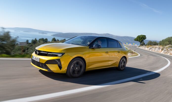 OpelAstra (2)