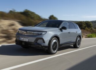 Opel Grandland: Το κορυφαίο SUV δίνει έμφαση στη βιωσιμότητα
