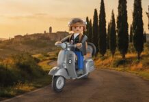 Η Playmobil γιορτάζει τα 80ά γενέθλια της Vespa