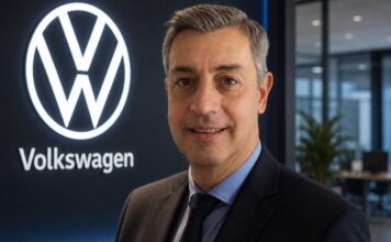 Ο Παναγιώτης Τορνάρος στο «τιμόνι» της VW!