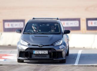 Τι έκανε ο Μητσοτάκης με ένα ένα Toyota GR Yaris Aero Performance;
