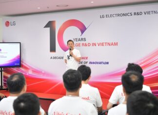 LG: 10 χρόνια έρευνας και ανάπτυξης λογισμικού αυτοκινήτου στο Βιετνάμ