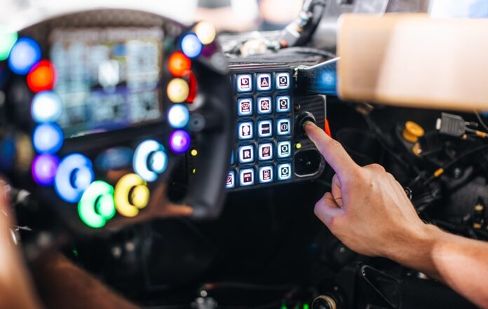 2026_WEC_Hypercar_Fire _up_2