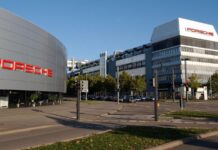 Τι συμφώνησαν Porsche με Tata Consultancy Services;