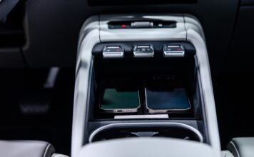 Οι έξυπνες λύσεις της Skoda που κάνουν κάθε ταξίδι πιο εύκολο