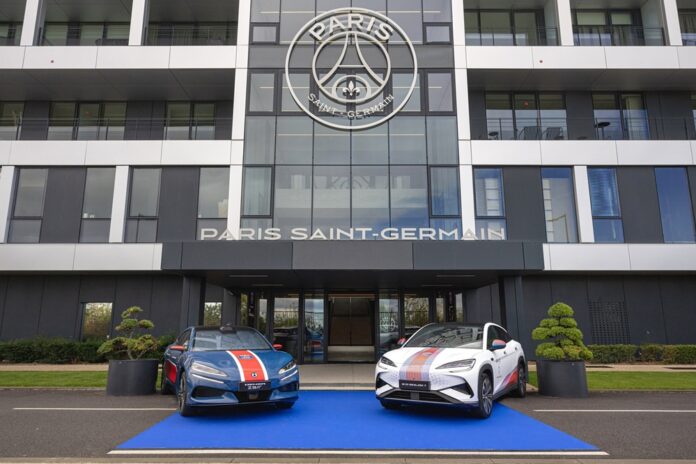 DENZA Z9GT και BYD SEALION 7 στα γραφεία της PSG