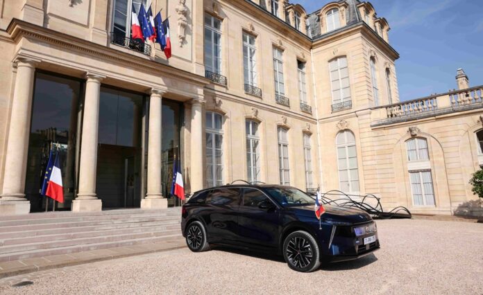 DS No7 ELYSEE