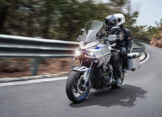 ZONTES 703T: Ταξίδι με τρικύλινδρο ρυθμό