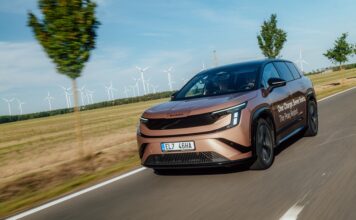 Skoda Peaq: 936 χιλιόμετρα με μία φόρτιση και ρεκόρ αυτονομίας στα 7θέσια!