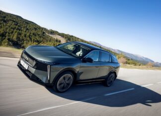 Έναρξη παραγγελιών για το πολυτελές SUV DS N°7